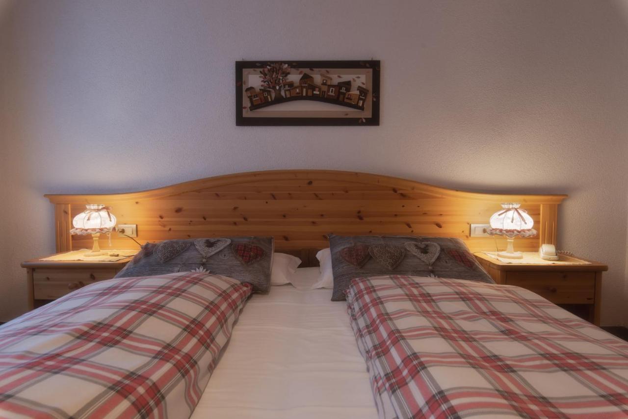 Dolomiti Hotel Cozzio Madonna Εξωτερικό φωτογραφία
