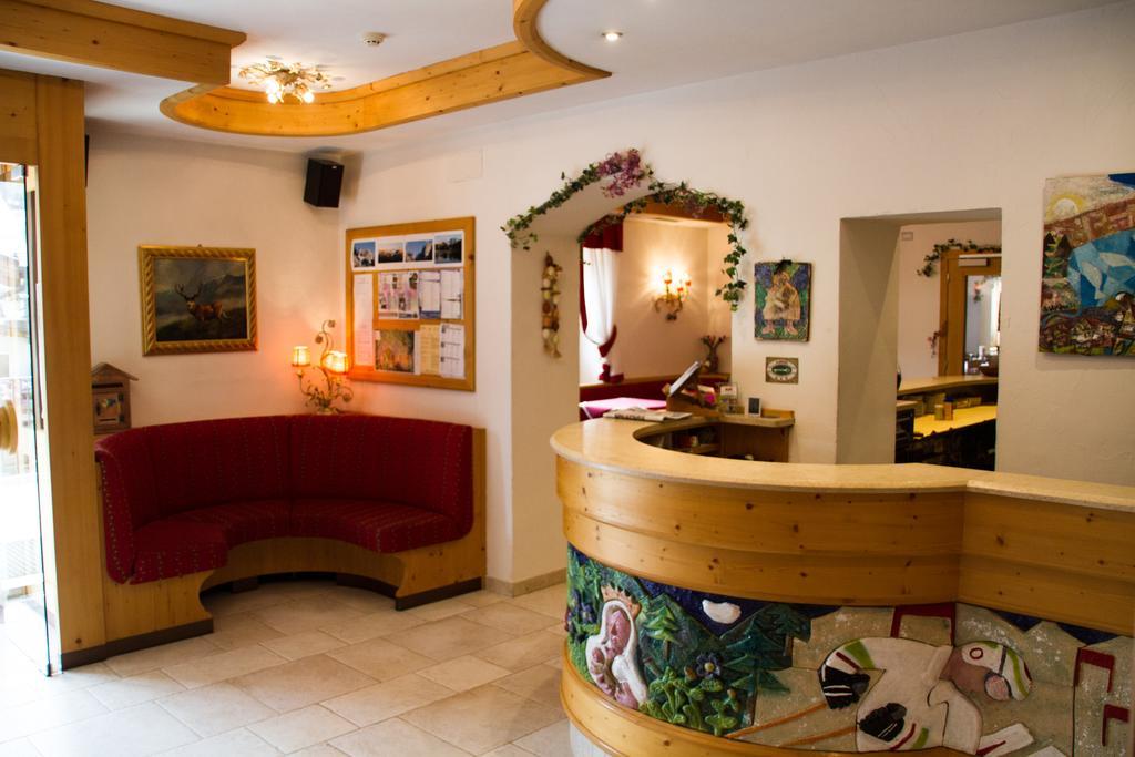 Dolomiti Hotel Cozzio Madonna Εξωτερικό φωτογραφία